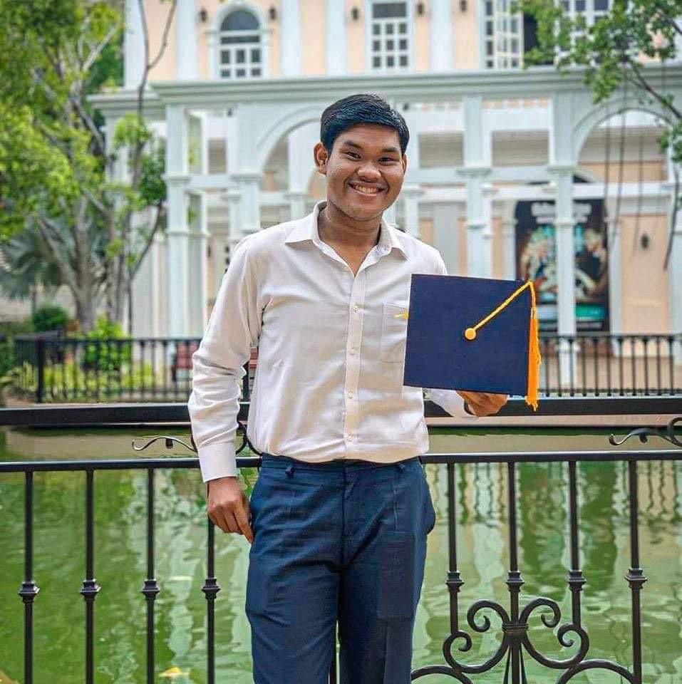 Nakalin Y., Herbalife customer